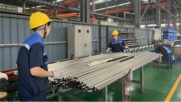 新能源電池行業不銹鋼管選擇！